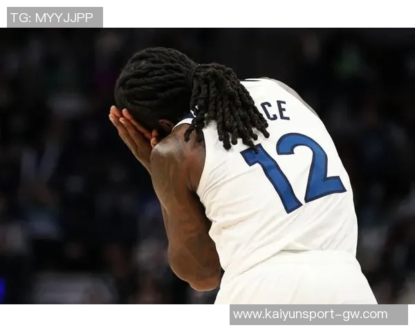 森林狼社媒庆祝马年爱德华兹今日穿中国新年配色AE2展现节日气氛