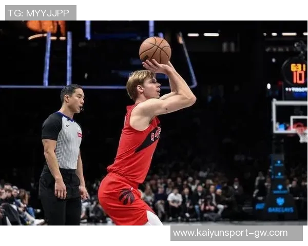 科内特替补出战14分钟完美表现6投全中砍下16分4篮板引发热议